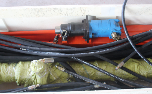 液壓探水鉆機，架柱式鉆機高效且輕便
